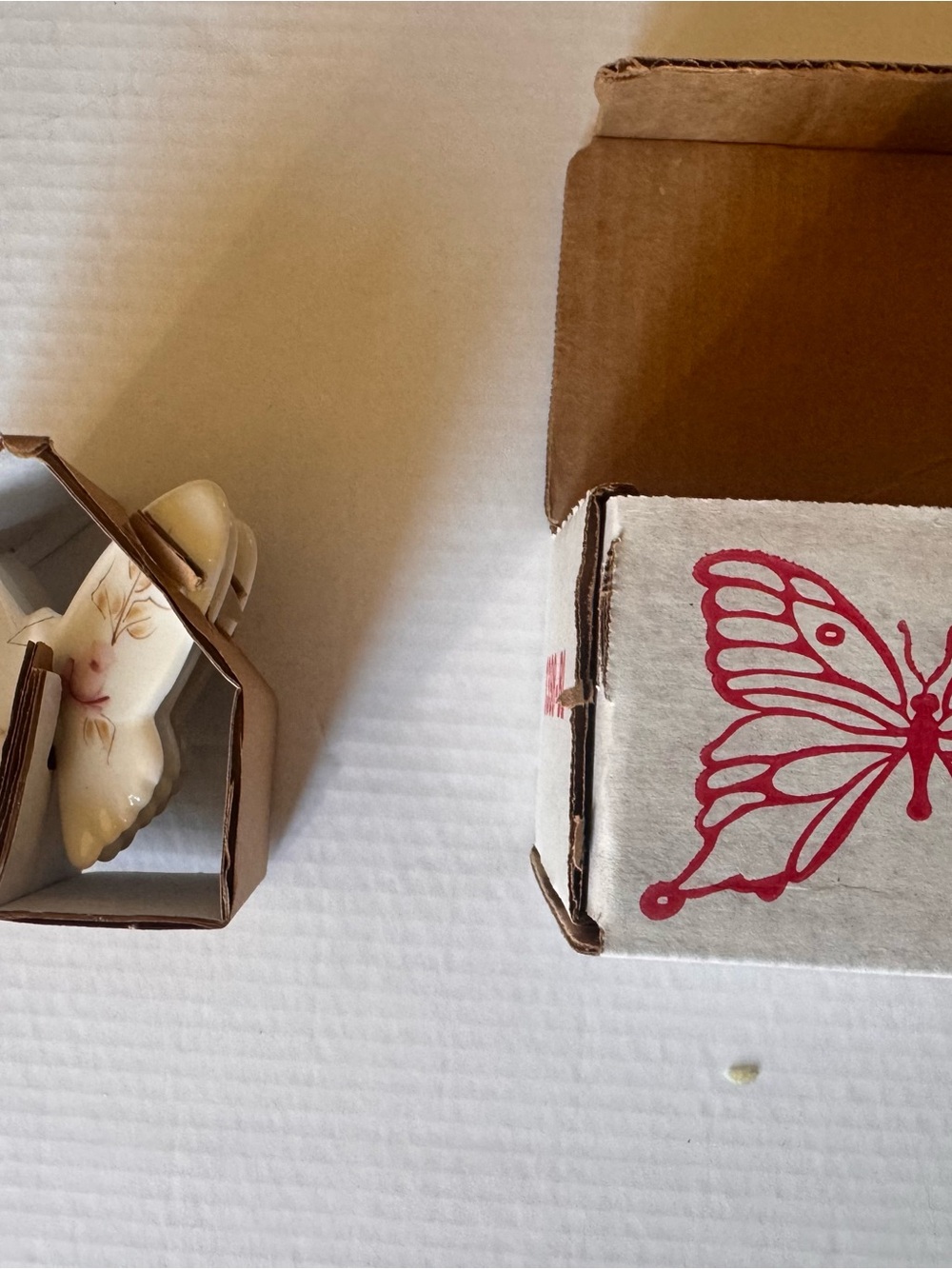 3 Butterfly Ceramic trinkets brand new with box - Picture 3 of 6